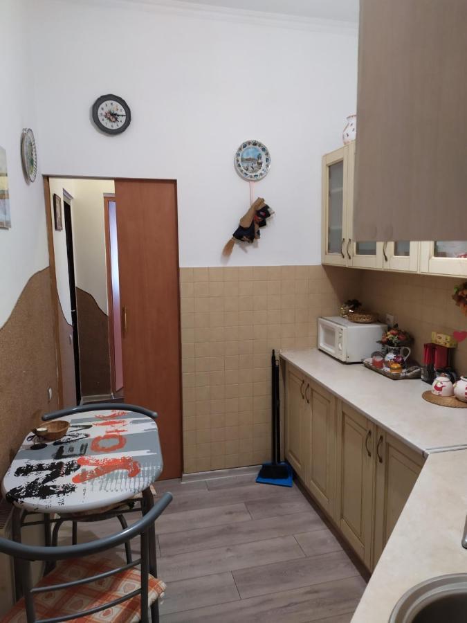 Двокімнатна Квартира В Центрі Міста Lvov Exteriér fotografie
